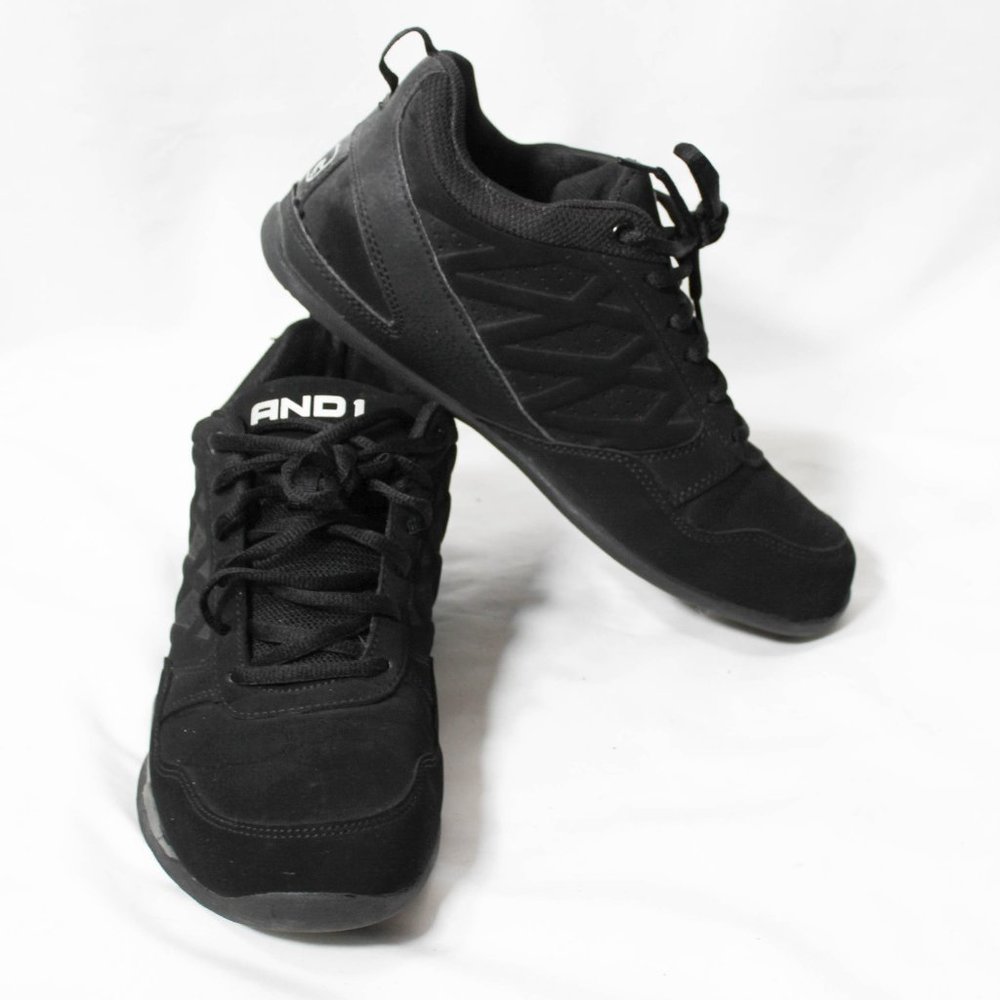 Classic Black Basketball Tennis Shoe Sneaker Men's Size 8 Worn Once